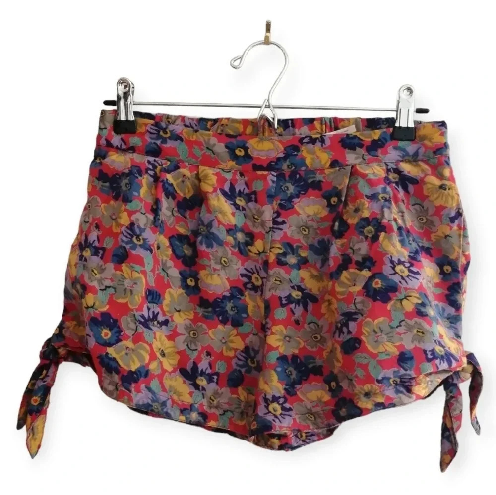 Urban Outfitters Kimchi Blue Floral Shorts with Tie Sides Size Medium